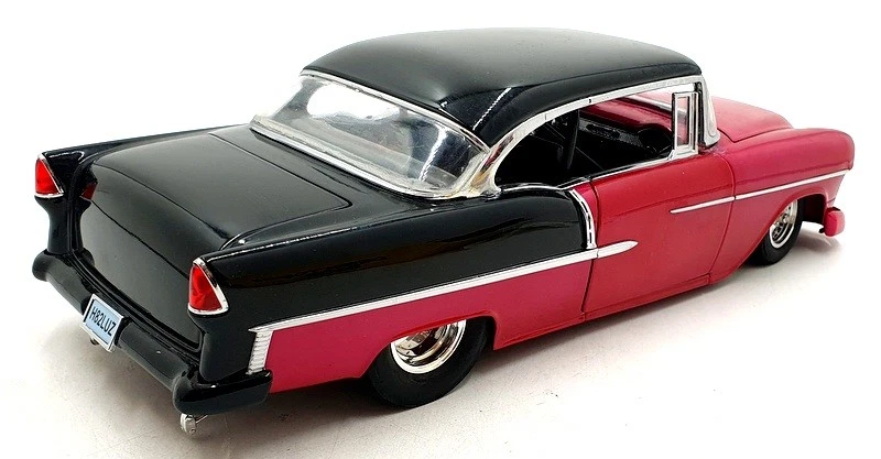 Danbury Mint 1/16 Scale 1172001000018 - 1955 Chevy Bel Air Pro Street Pink/Black - Image 2 of 4