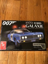 James Bond 007 1970 Blue Ford Galaxie Police Car 1/25 Scale AMT Model Kit NEW