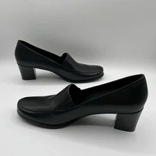 Walking Cradles Reese Black Leather 9 N Narrow Heeled Loafers Womens EUC Soft