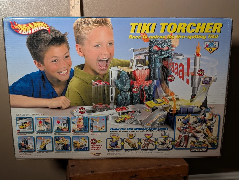 Juego de hipódromo Hot Wheels Tiki Torcher Lava Land Fire 2003 de colección sellado de fábrica Foto 3 de 4