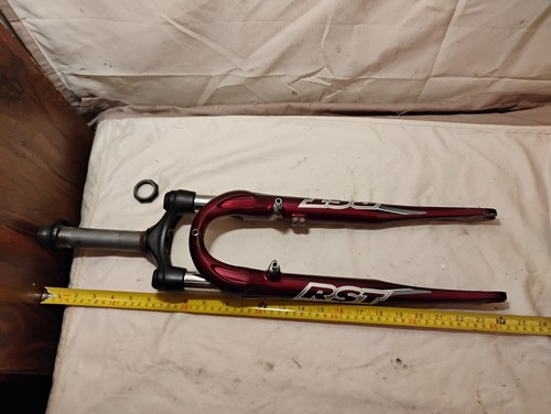 RST suspension bicycle forks 24" in length 1-1/8" threaded steering tube