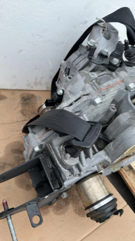 2007 2008 2009 2010 Hyundai HYUNDAI ELANTRA Transmission Assy. Foto 2 de 4