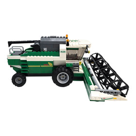 LEGO City #7636 Combine Harvester 100% Complete w/ Instruction & Minifigure