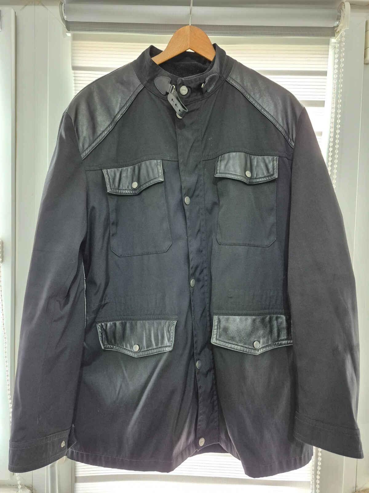 Picture 3 of 24
