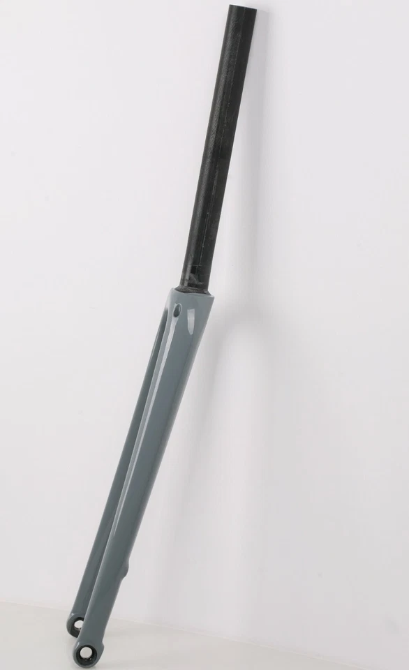 HYLIX 1 1/8-700*32 Disk Brake Rigid Carbon Fork-420g-12*100 Thru Axle&Flat Mount - Image 2 of 4