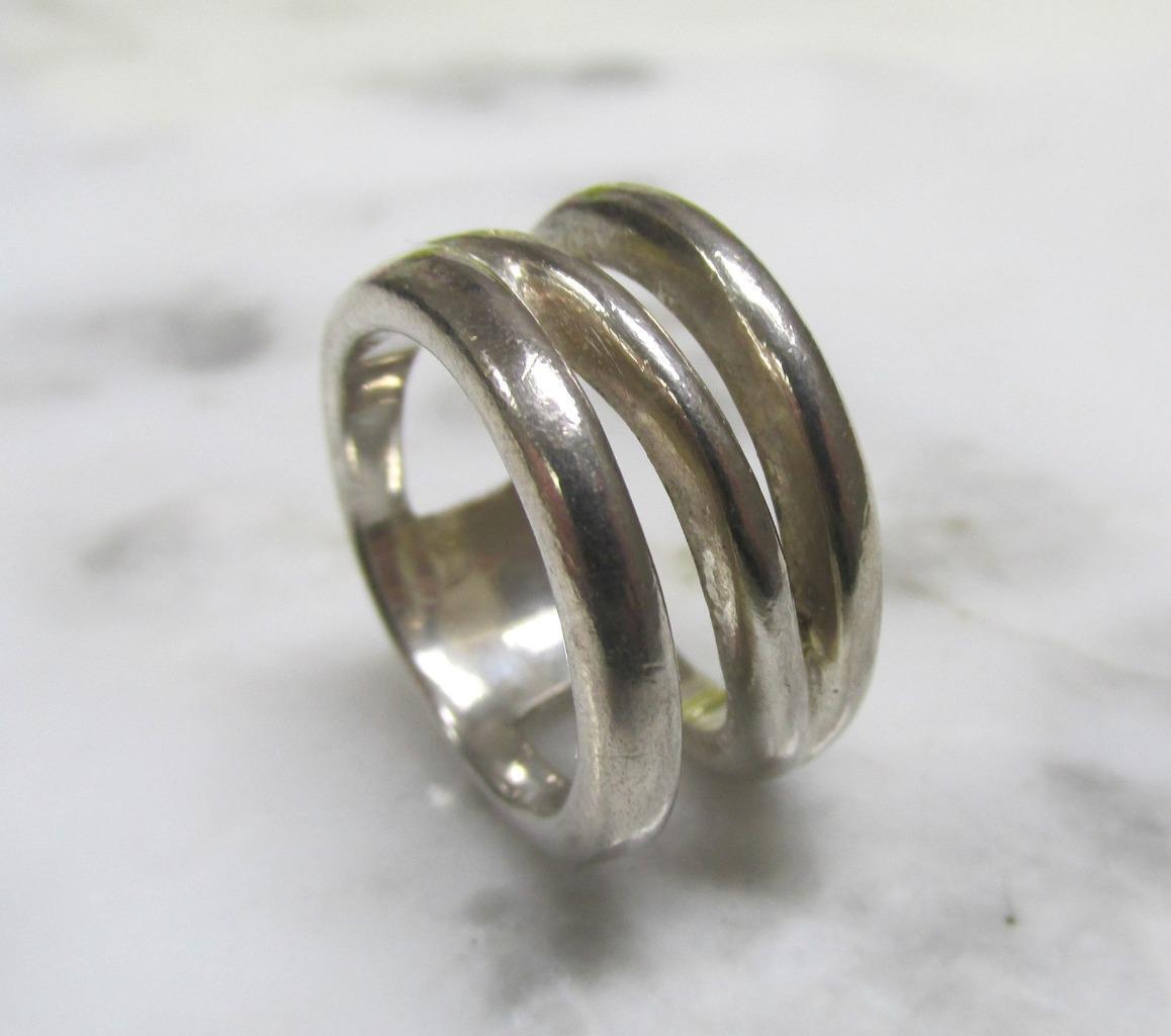 Tiffany & Co. Sterling Silver Zig Zag Band Ring ~ Size 6.5 Tiffany & Co. Sterling Silver Zig Zag Band Ring ~ Size 6.5