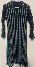 Women s Kurta With Pashmina Navy And Burgundy Floral