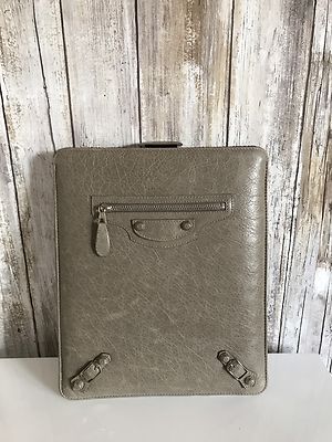 BALENCIAGA - バレンシアガiPadケース iPadケース BALENCIAGA(バレンシアガ) - 海外通販のBUYMA
