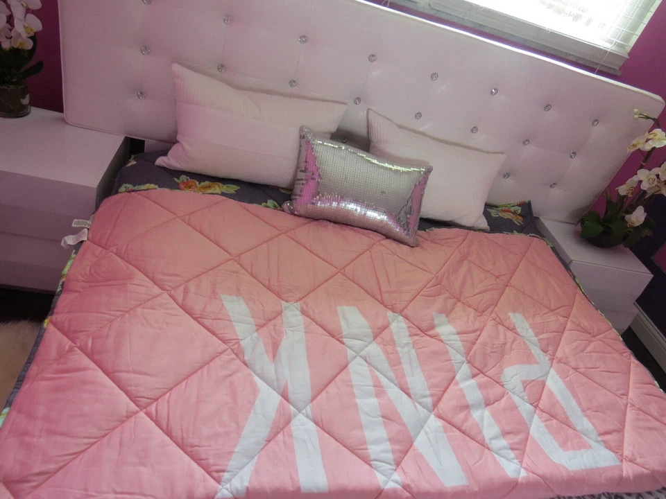 РЕДКИЙ новый Victoria Secret розовый серый цветочный двусторонний одеяло TWIN XL общежития кровать - Изображение 3 из 4