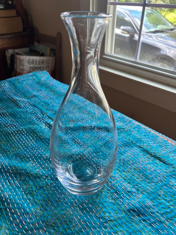 Kate Spade 11 1/2" wine decanter by lenox crystal