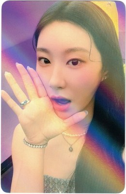 Itzy Chaeryeong 'Kill My Doubt' Holographic Makestar POB Photocard