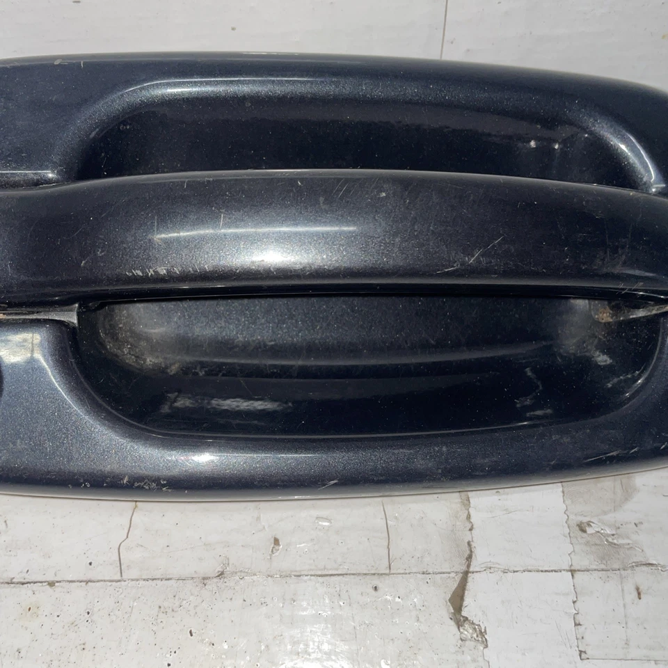 GMC YUKON 2000-2006 manija de puerta exterior pasajero delantero derecho azul 15029902 Foto 2 de 4