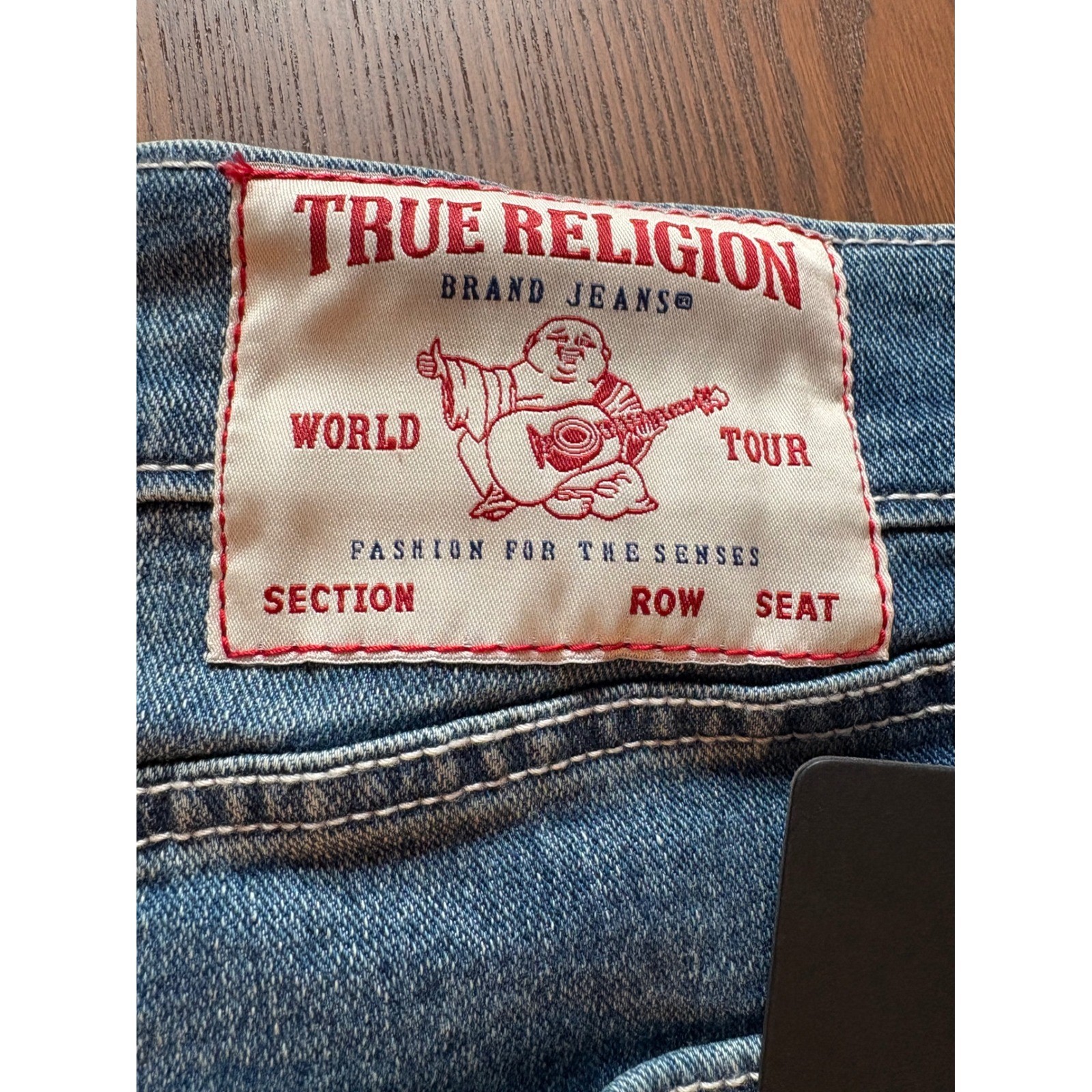 True Religion Ricky Relaxed Straight Jeans Medium Wintry Wash Red Stitch 33x34 thumbnail 3