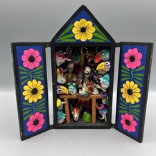 Auténtico. Máscara pintada a mano arte popular peruano Retablo Ayacucho taller diorama 20+figura