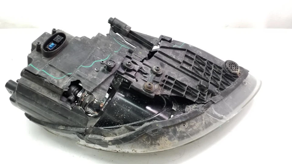 Porsche CAYENNE 2011-2017 Scheinwerfer Headlight 7P5941031BA - Bild 4 von 4