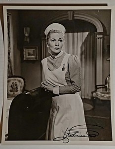 Joan Fontaine- Suspicion Oscar Academy-Signed Auto 8x10 PHOTO, Amazing Find!!!