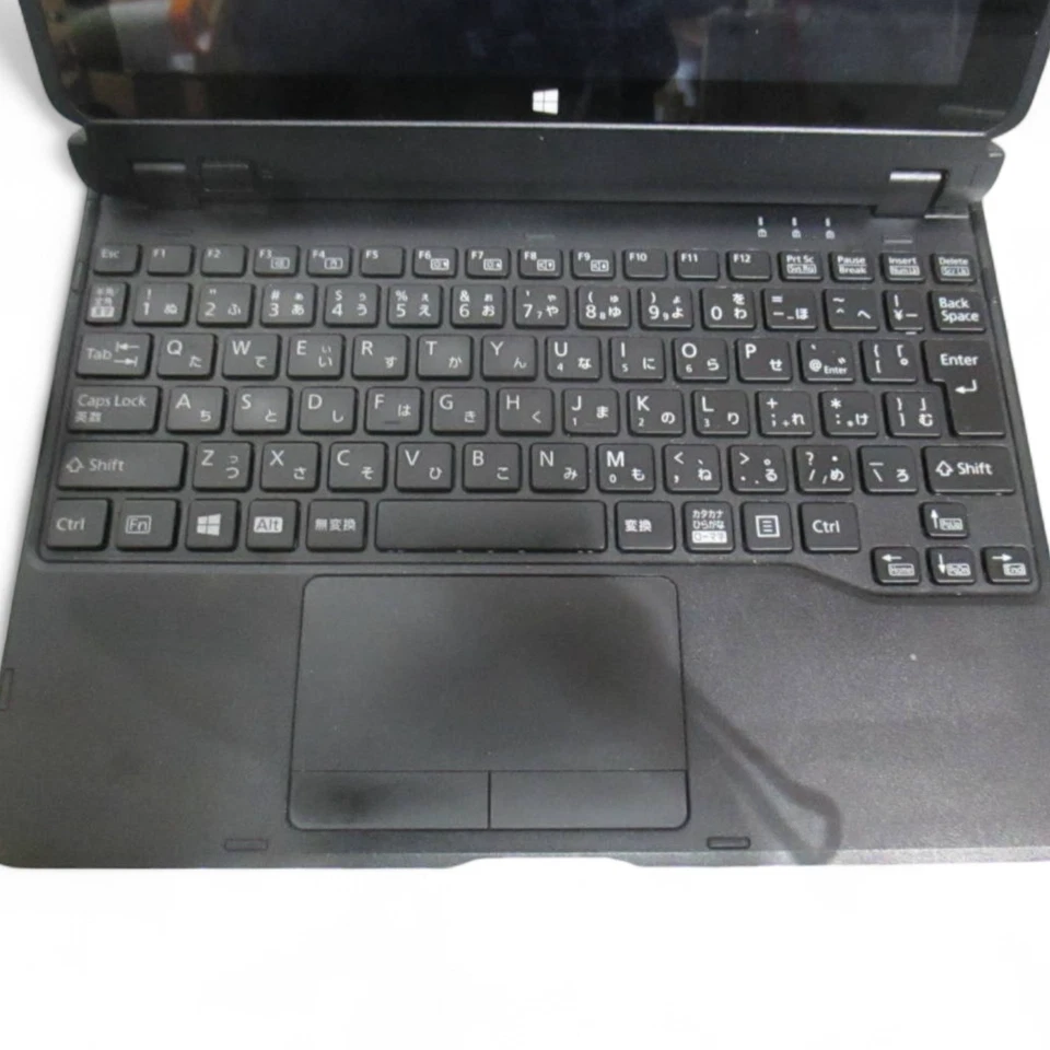 Q506 Fujitsu ARROWS TAB MB PC Tablet With Keyboard SSD 128GB RAM 4GB 10.1 inch - Image 4 of 4