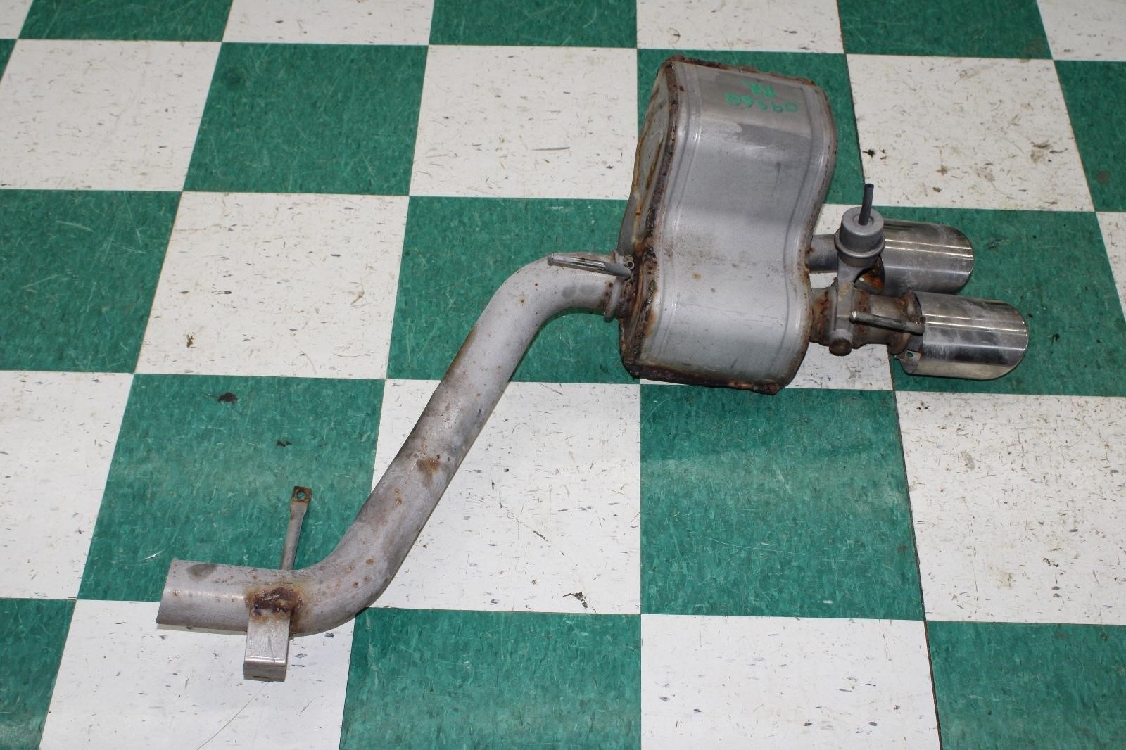 14-19 GHIBLI SQ4 Passenger RH R Rear Back Exhaust Muffler Dual Chrome Tips OEM