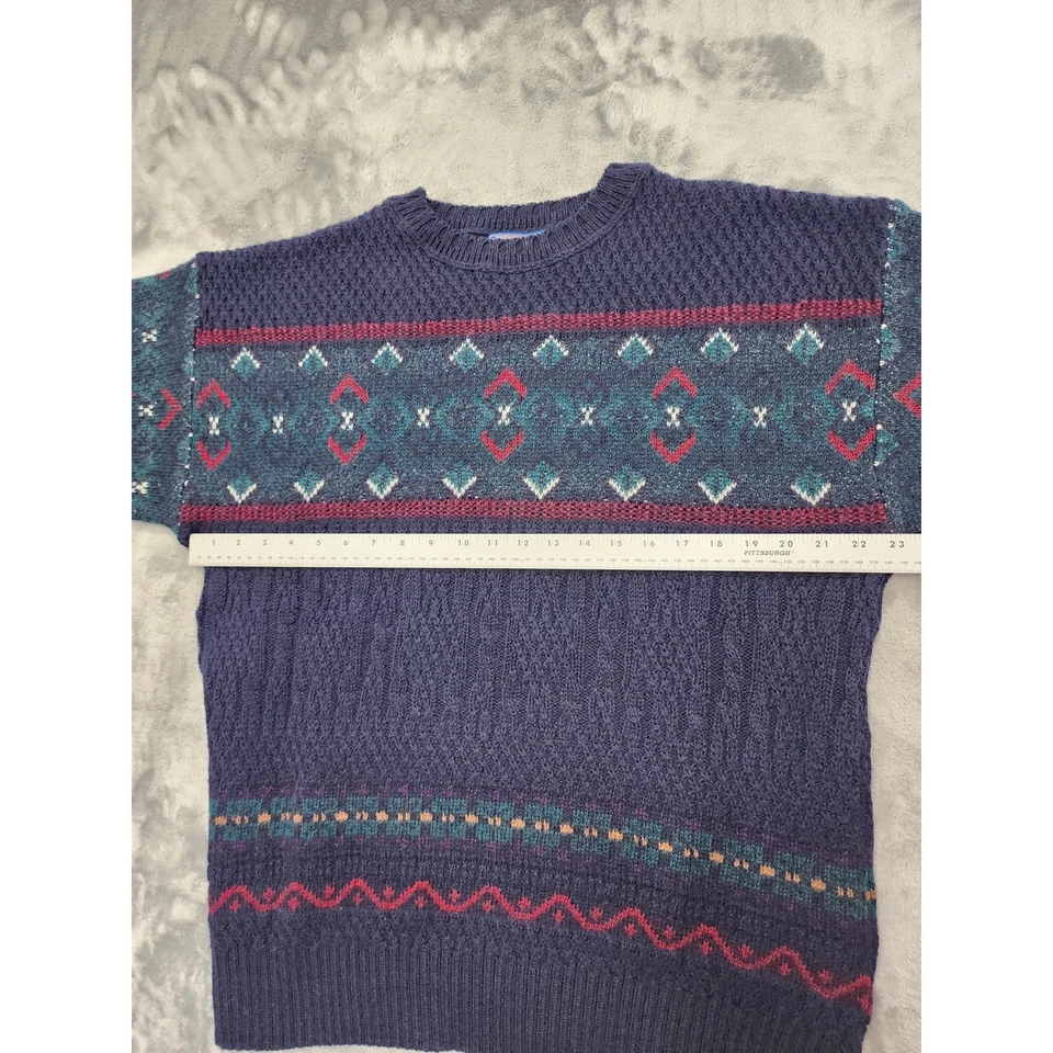 Vintage 70s Pendleton Wool Crew Neck Pullover Sweater Size L Navy Blue Fair Isle - Image 4 of 4