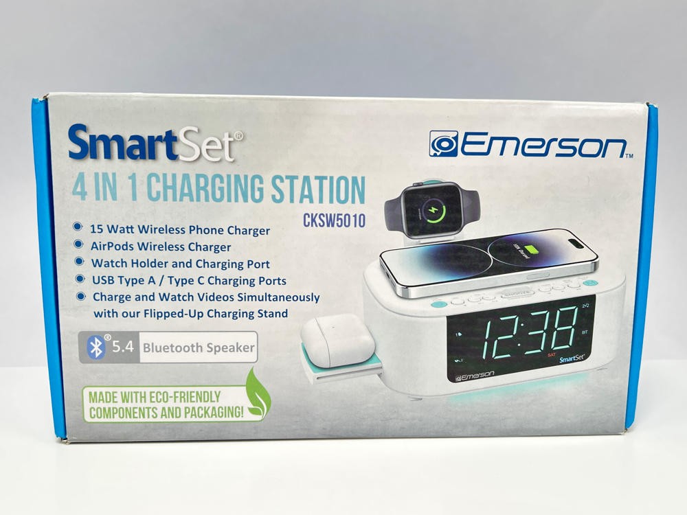 Emerson CKSW 5010 Smart Set Dual Alarm FM Clock Radio Bluetooth 15 W Charger, White featured image