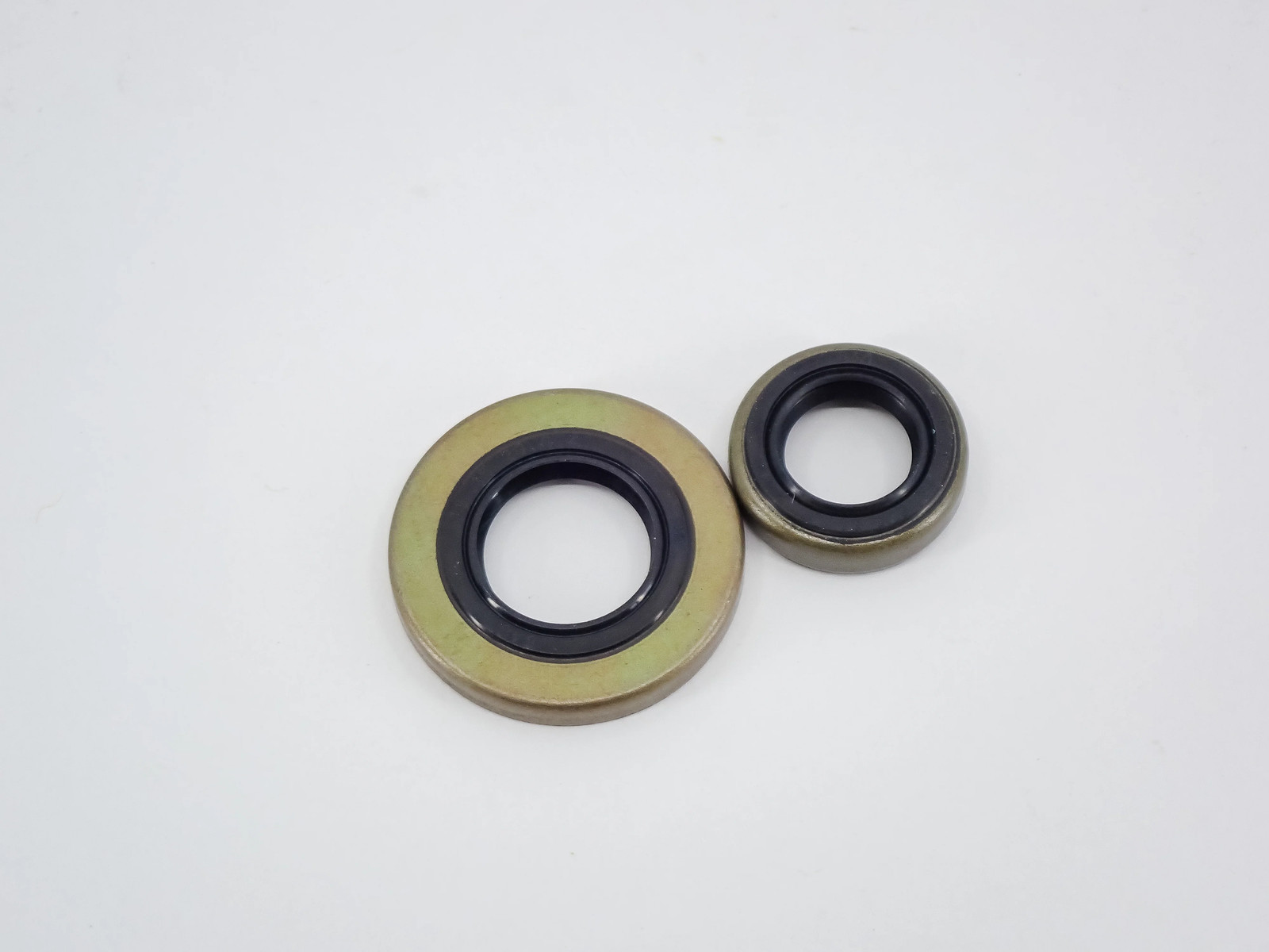 THE DUKE'S GASKET AND OIL SEAL SET FITS STIHL 024 026 MS260 1121 007 1050