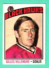 (1) GILLES VILLEMURE 1976-77 O-PEE-CHEE # 61 HAWKS GOALIE GOOD  CARD (G9655)