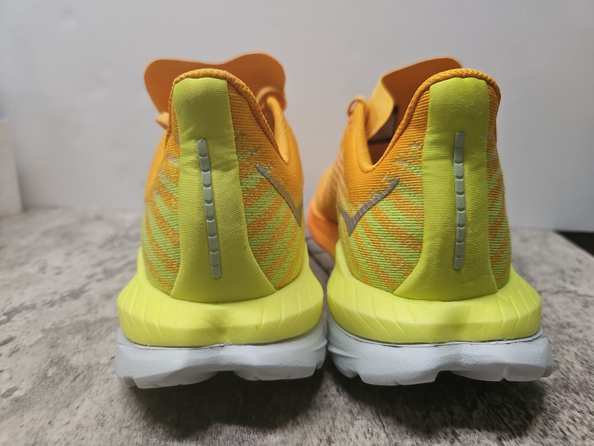 HOKA One One Mach 5 Running Profly Shoes - Mens 8D Orange  display picture 1
