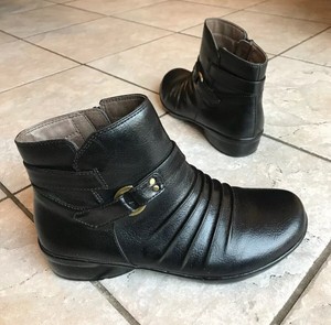 natural soul black boots