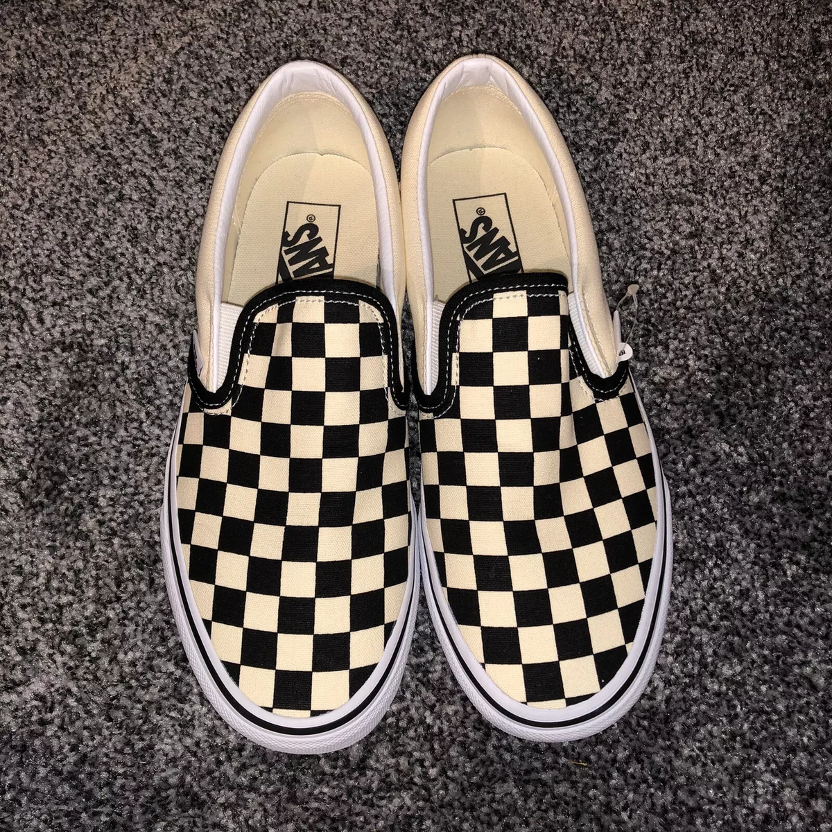 Size 6 checkerboard vans shop