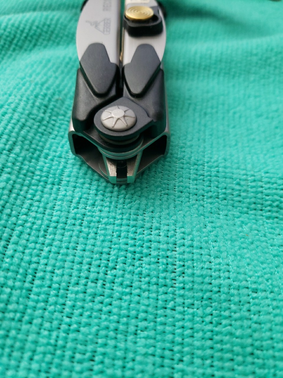 GERBER RECOIL AUTO PLIER SPRING OPENING MULTI TOOL STAINLESS STEEL, USA