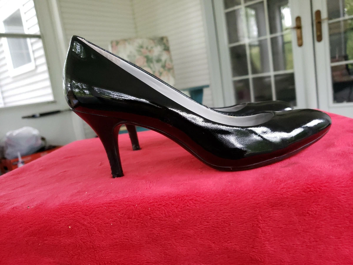 Calvin Klein Pumps Heels Size 8M Selene Black Patent