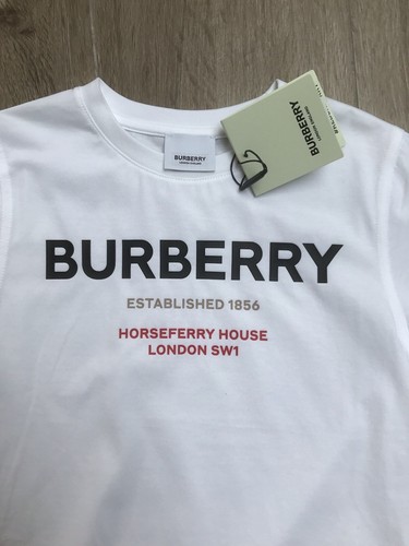 Burberry Boys Swimming Shorts And T Shirt Age 8 Yrs BNWT RRP £340 - Picture 11 of 17