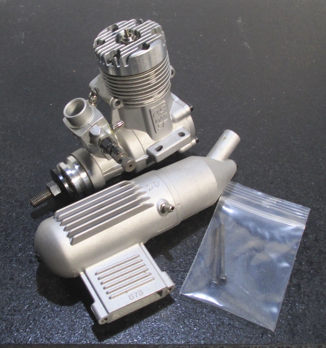 Ｏ.S.MAX O.S. MAX-40SF ABC 6.47cc 2 cycle glow engine with muffler