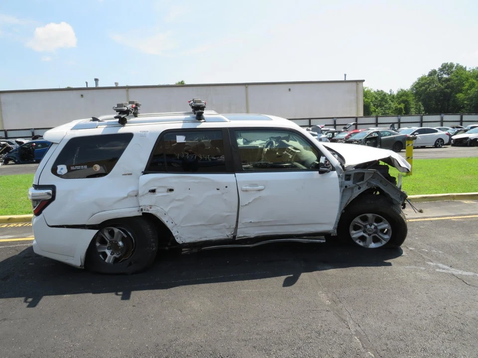 2010 TO 15 16 17 18 19 20 21 22 23 24 TOYOTA 4RUNNER GAS FUEL TANK PICK UP ONLY - Image 4 of 4