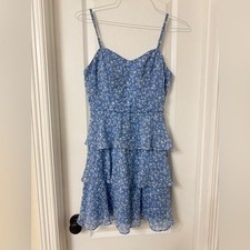 By & By clip dot blue floral dress ruffle-tiered Size M