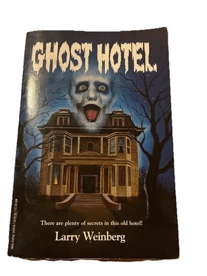 LARRY WEINBERG Ghost Hotel 1994 Vtg Horror Ghost 90s  First Edition