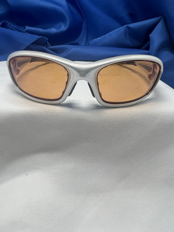 CHAQUETA RECTA OAKLEY Blanco Cromo con lente Red Fire Iridium. Con estuche y bolsa Foto 3 de 4