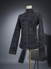 Lululemon Athletica Define Camouflage Jacket 6 Womens Track Sports