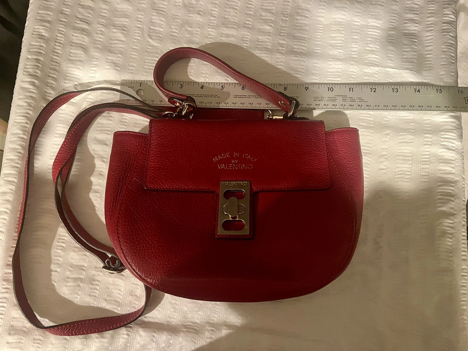 Valentino by Mario Valentino Classics Claire borsa a mano lampone