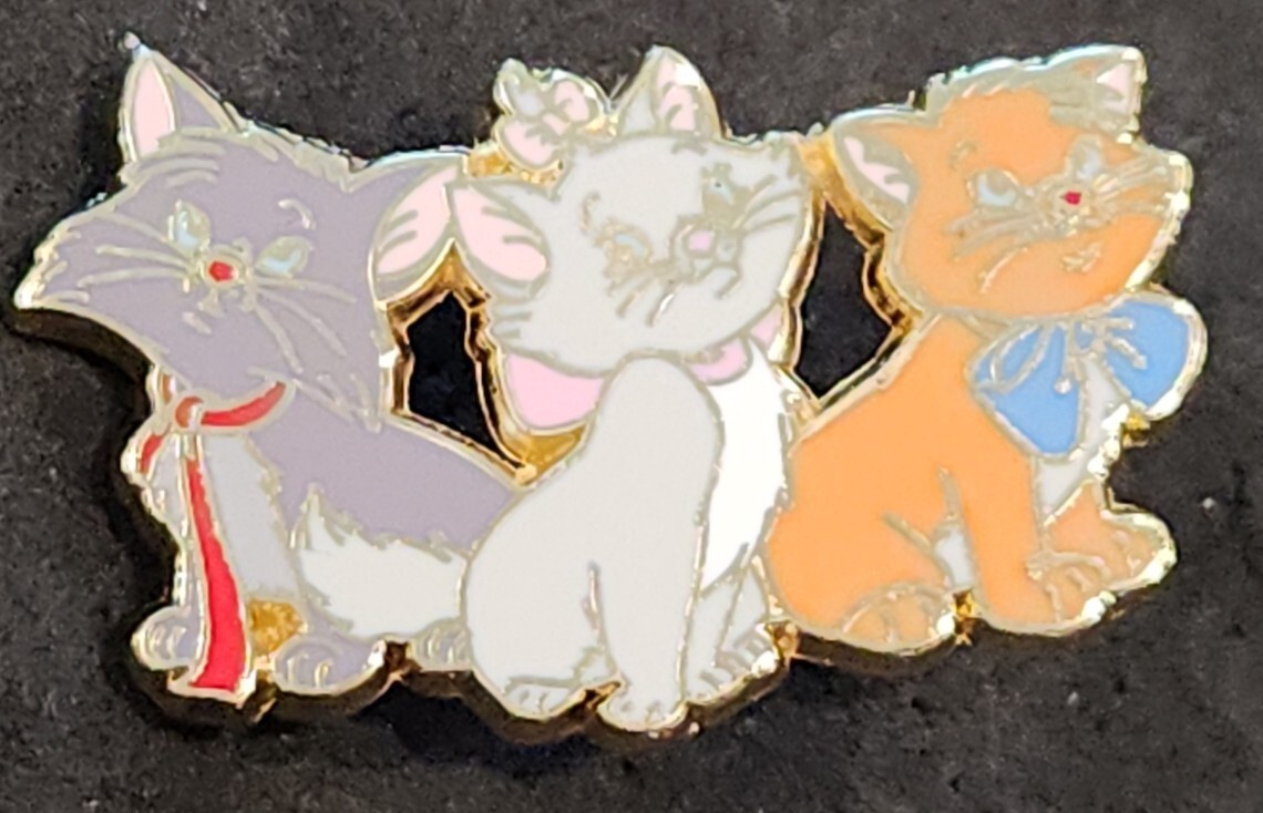 Disney Pin  Aristocats Kittens Marie Toulouse  Berlioz AP Artist Proof LE 00000