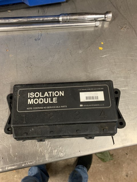 WESTERN FISHER PLOW 4 PORT ISOLATION MODULE- 26400 26385 26134 With All