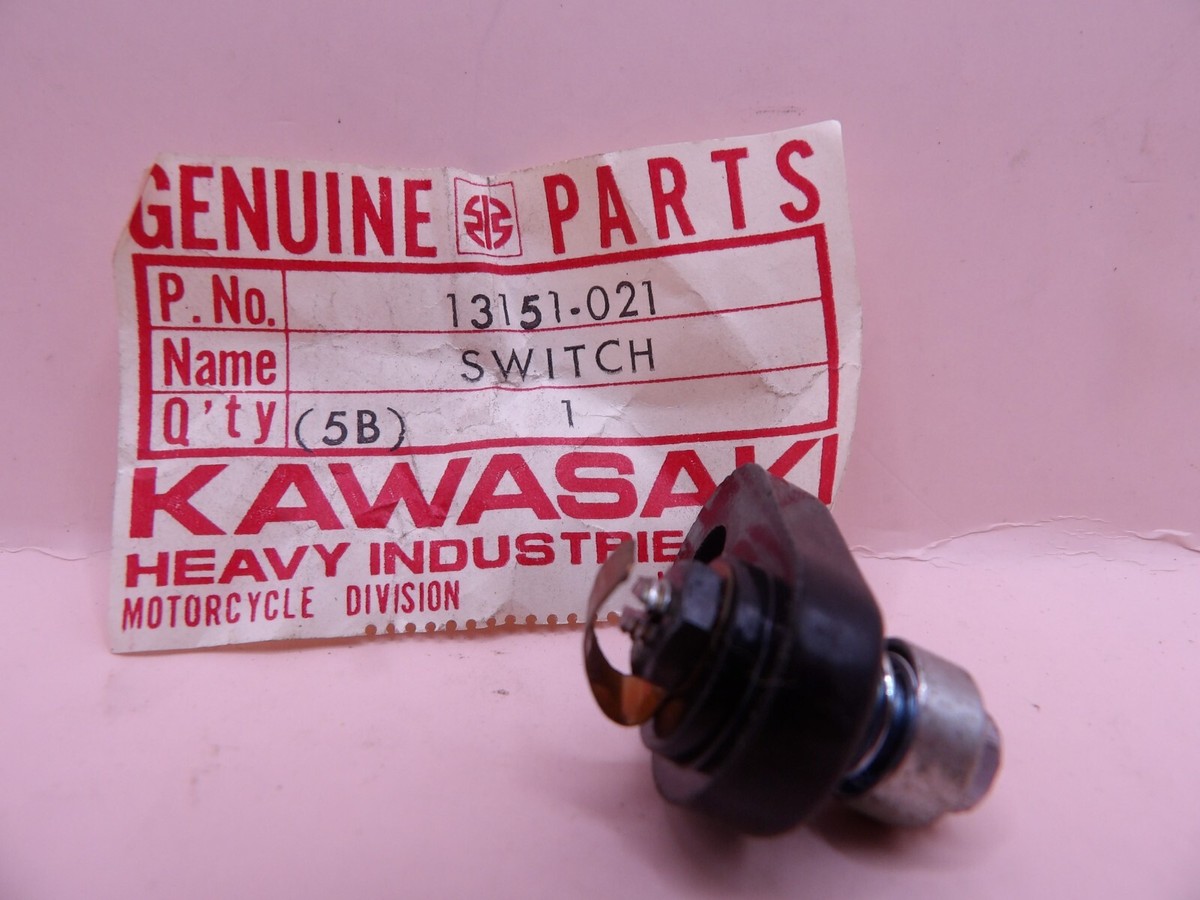 NOS Kawasaki S1 S2 S3 KH KH400 KH250 Mach II Genuine Neutral