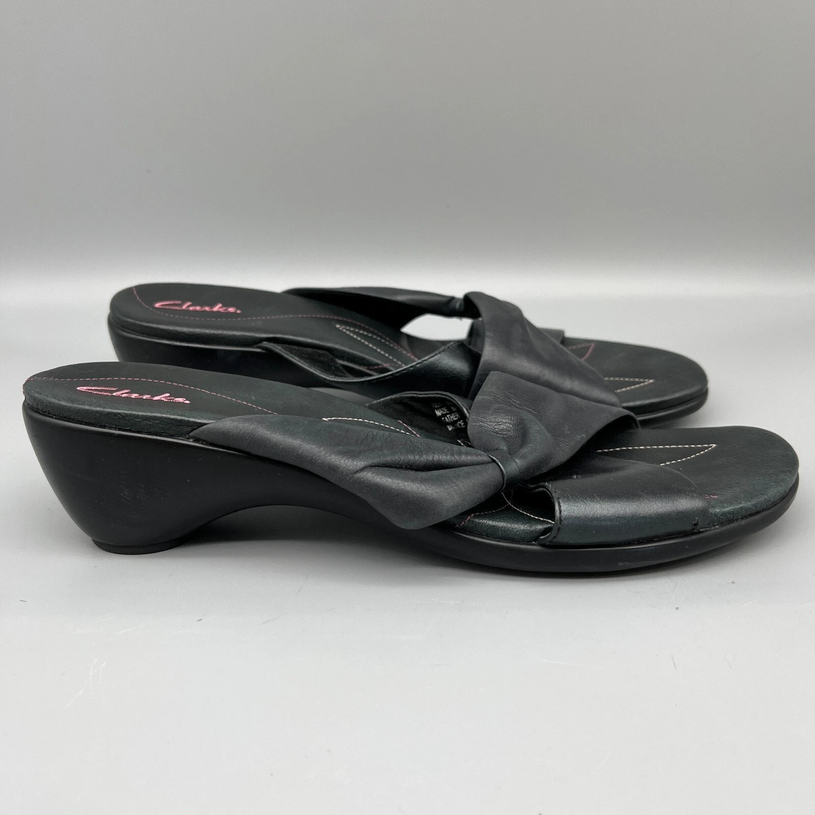 Scarpe Clarks donna 9 sandali neri pelle cinturino incrociato tacco comode casual