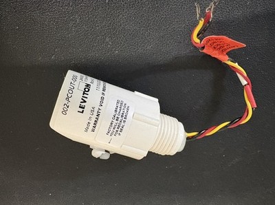 Leviton PCOUT 24VDC Photocell Outdoor 50-750 Foot Candles Dimming Dimmer 24V NIB