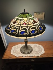 Vintage Tiffany Style Large Stained Glass  Jeweled Accents Table Lamp