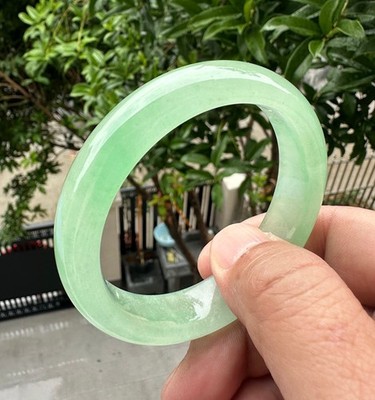 Grade A Natural Green Jadeite Bangle Icy Vivid Green Fine Jewelry Bracelet 56mm