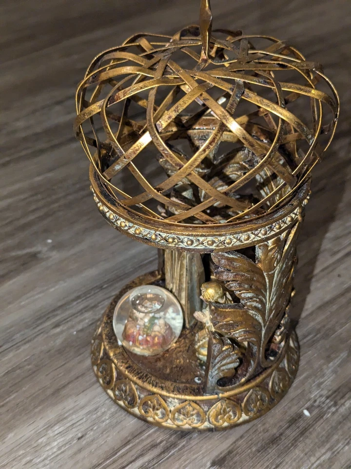 Juego de Belén 6 Piezas Acentos Metálicos Dorados Globo de Nieve Kirklands Hogar En Caja Foto 4 de 4