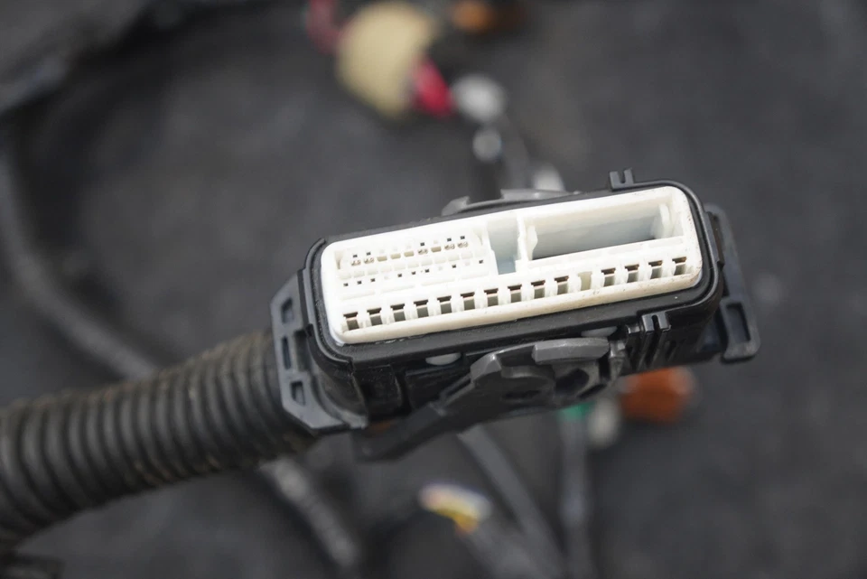 Front Right Passenger Door Wiring Wire Harness Cable 24124JF10C Nissan GT-R 2010 - Image 3 of 4