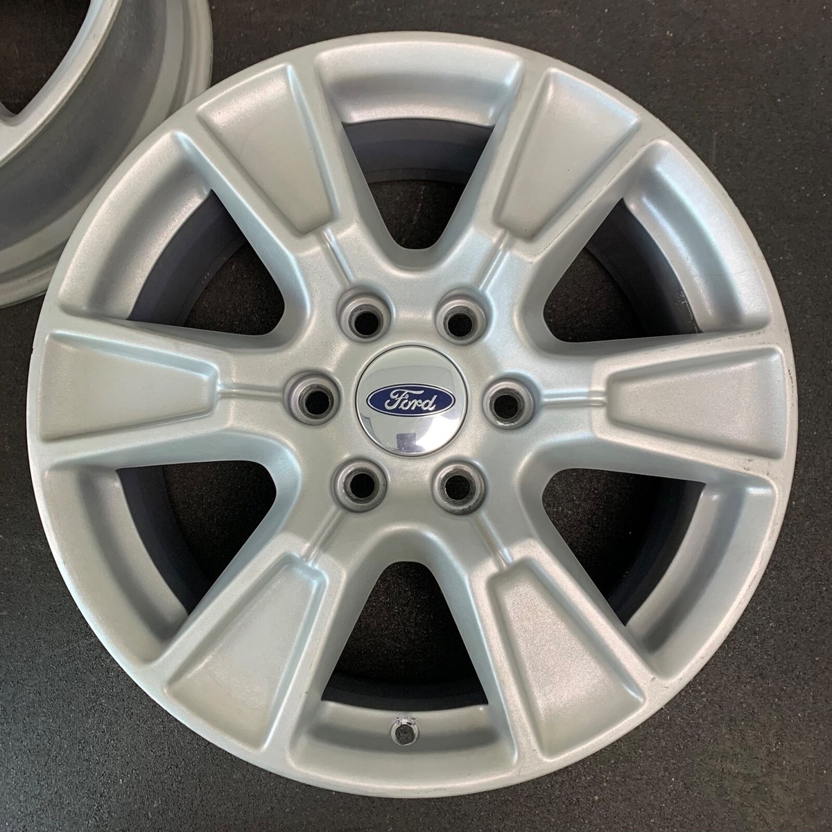 Rena Toyota 69481H OEM Wheel | 4261135290 | 4261135320 | OEM