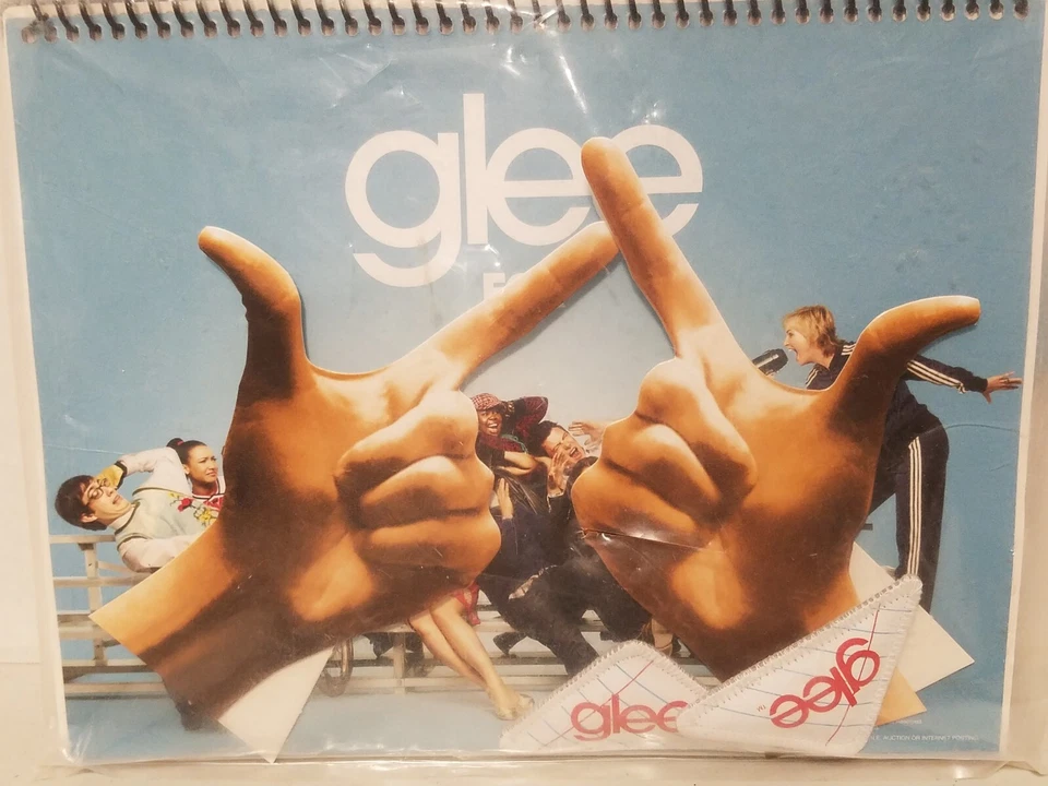 GLEE Promotional Finger Football Flicker Game, 2010 NEW, SEALED, SUPER RARE! Fox - Image 2 of 4